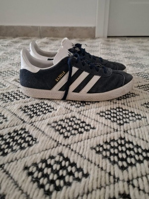 adidas gazelle"