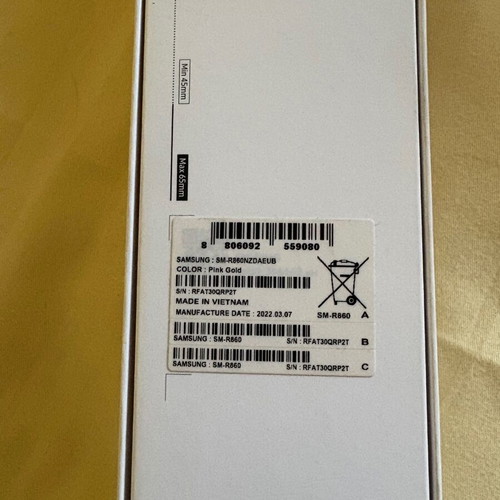 Samsung Galaxy Watch 4 Pink Gold 40mm like new with charger and box