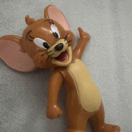 Jerry figure like new