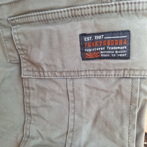 Funky Buddha men's khaki cargo shorts size S