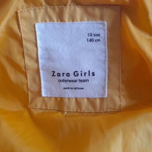 Zara yellow jacket for 10 years, 140 cm, new
