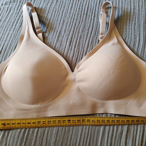 Beige Seamless Bra new, size M