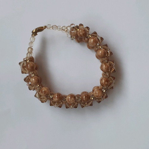 Beaded bracelet new with standard clasp
