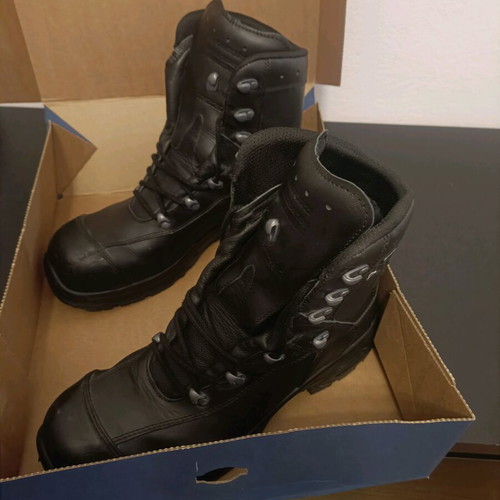 Haix Airpower XR22 boots like new, size 43, black