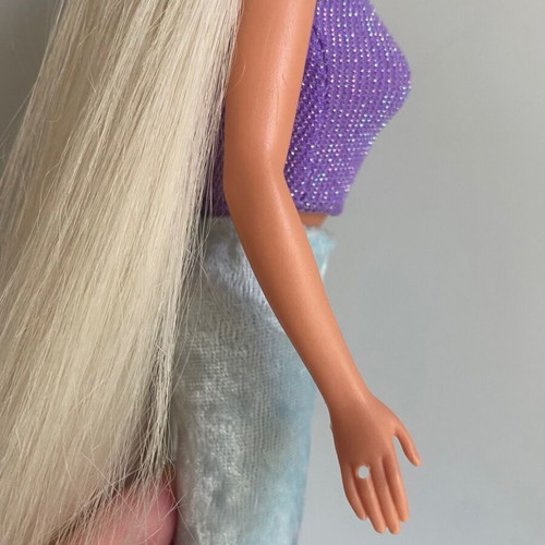 Mattel 1997 Bead Blast Barbie doll used with long blonde hair