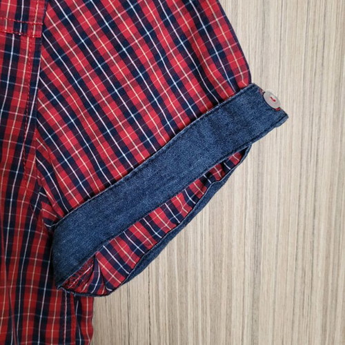 Men's short-sleeve shirt used, size medium, red