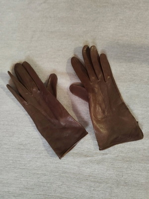 Vintage handmade leather gloves like new, brown