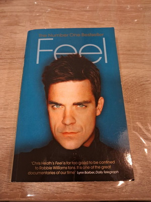 Feel Robbie Williams βιογραφία από Chris Heath σαν καινούργιο, αγγλικά