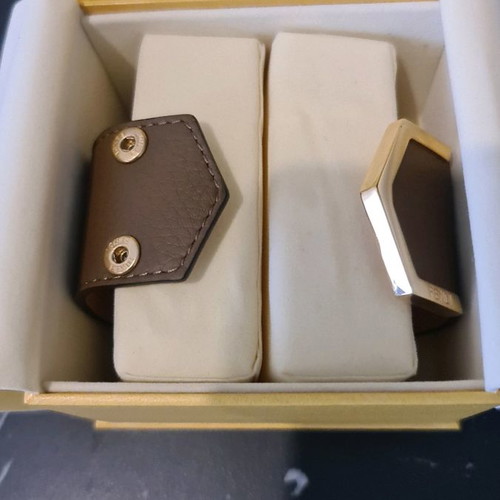 Fendi leather bracelet cuff new, brown