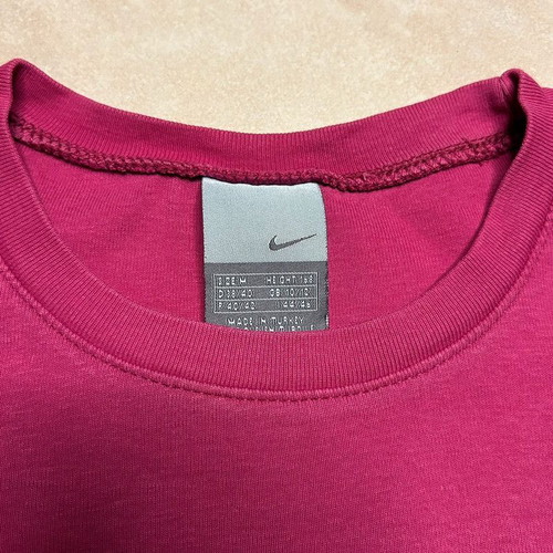 Nike Pink T-Shirt Women’s M Vintage Y2K Swoosh Logo Tee used