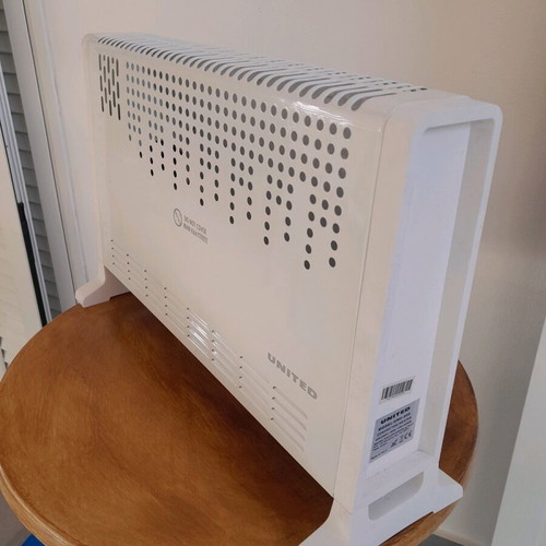 United UCH-886 space heater used