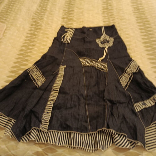 Women's blue skirt like new, size XL 42 14, denim style