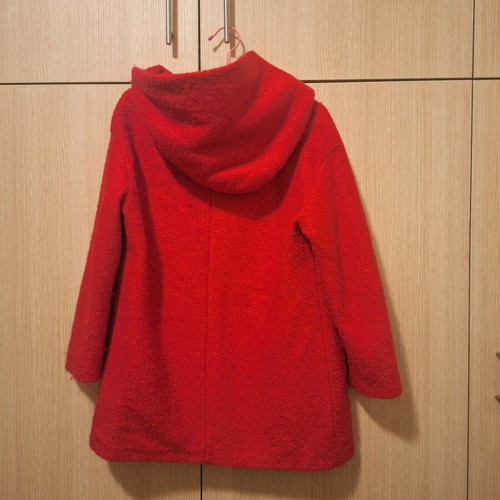 Kling jacket with hood like new, red size M