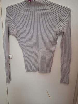 Stradivarius Long-Sleeve Blouse Cream Used, Size S