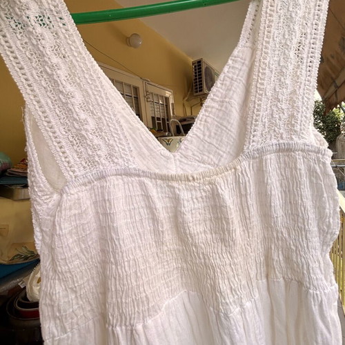 Summer dress used white with lace and honeycomb back elastic