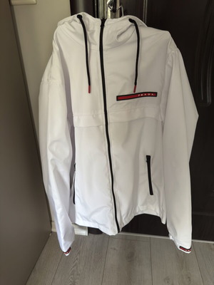 Prada white windbreaker like new, size L fitting M