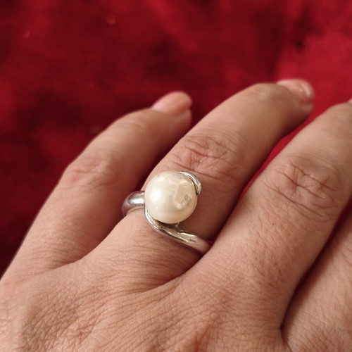 Silver ring 925 with natural pearl, like new