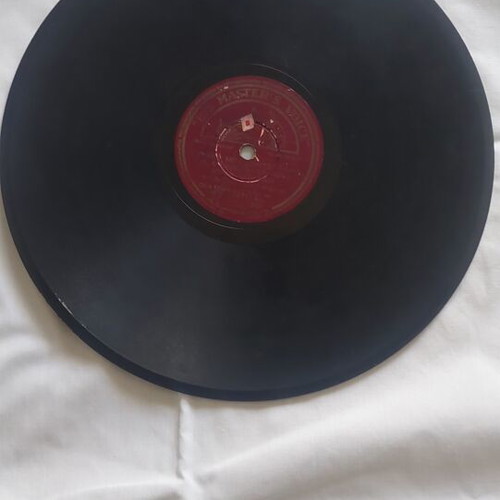 His Master's Voice 78 RPM Record used, Glyky Mou Koritsi tango