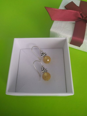 Silver 925 earrings like new with hallmark