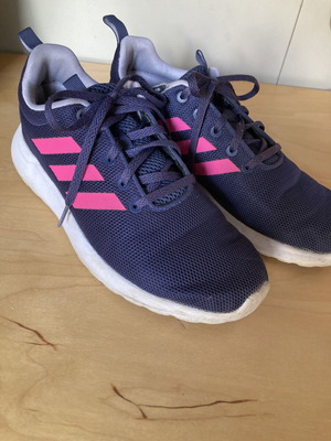Adidas Cloudfoam γυναικεία αθλητικά παπούτσια μπλε και ροζ 38,5