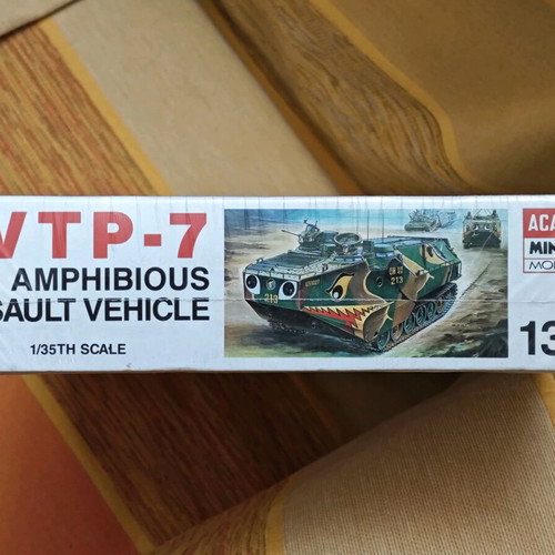 LVTP-7 U.S. Amphibious Assault Vehicle new 1:35 scale model