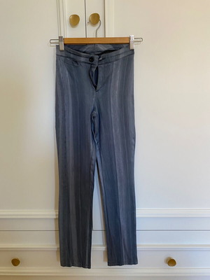 Guess skinny stretch pants, black and grey, size S
