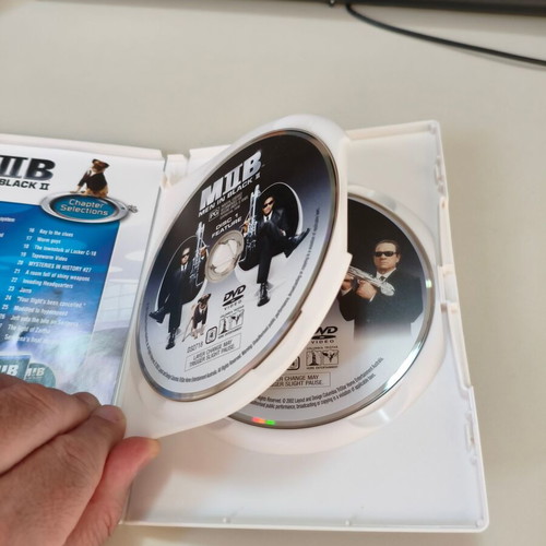 Men in Black II 2 DVD Set Collectors Edition like new