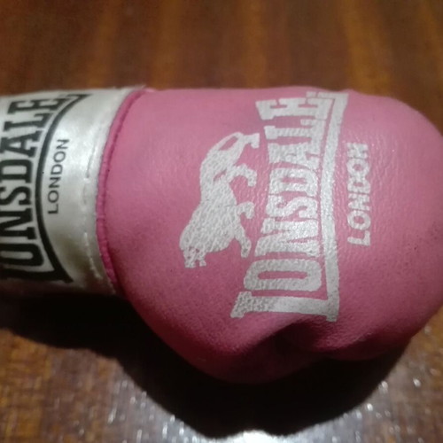 Boxing glove keychain used, pink