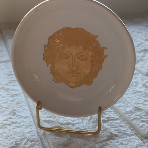 Decorative plate by Teni Valerianou with 24k gold, like new