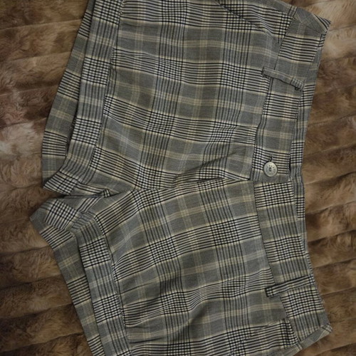 Denny Rose gray check shorts like new, size medium