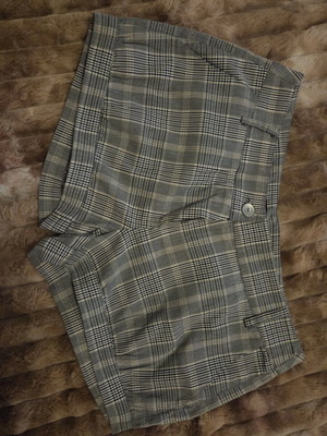 Denny Rose gray check shorts like new, size medium