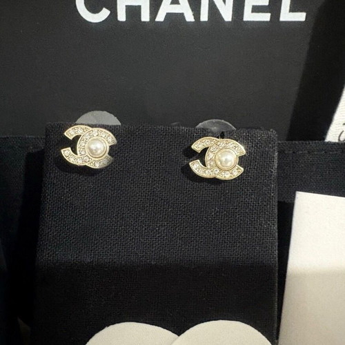 Chanel Classic Mini Logo Light Gold Stud Earrings like new with pearl