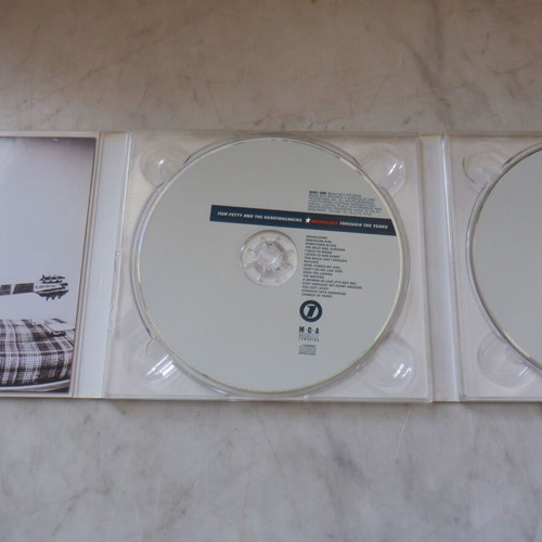 Tom Petty Anthology Through The Years double CD digipack like new