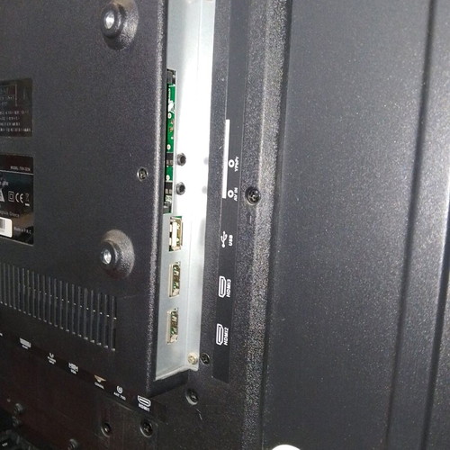 Turbo X TV 32 used, functional, digital DVB-T2 channels