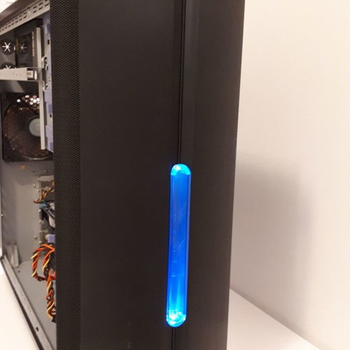 Desktop 2.6GHz with 21” monitor used, excellent condition