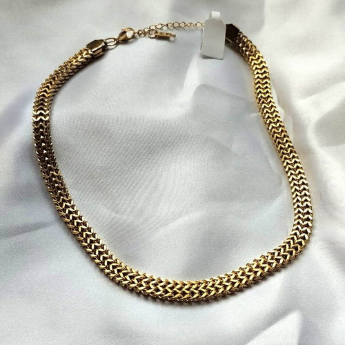 Gold Stainless Steel Choker Necklace new with heavy solid chain