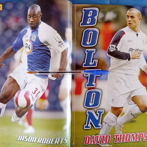 Match Football Magazine May 1-7 2006 Like New with Aston Villa Poster