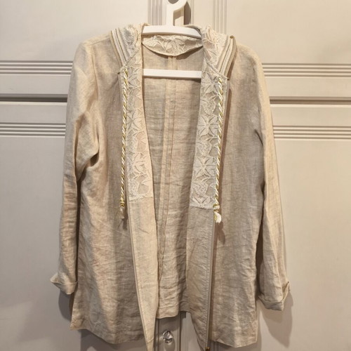 Leonard's linen suit with hood and lace, beige