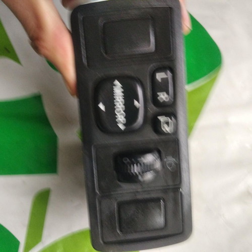 Panel buttons for electric mirrors and lights for Toyota Avensis used