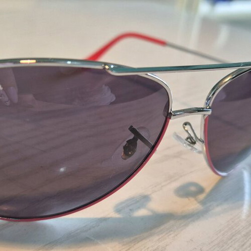 Pink sunglasses like new