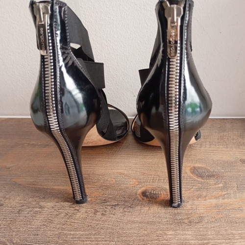 Sergio Rossi leather sandals like new, size 37, black