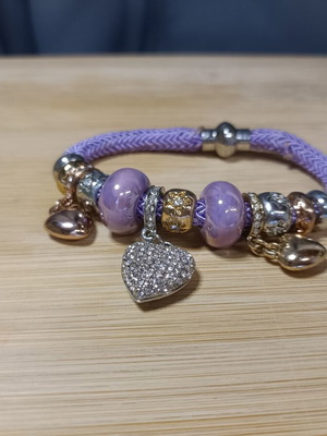Purple women's bracelet with rhinestones, heart clasp