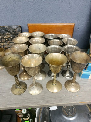 Metal glasses used, pack of 16 with ornate design