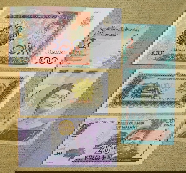 4 Непубликувани банкноти!!! От различни държави. Започвайки от 3 евро!!!