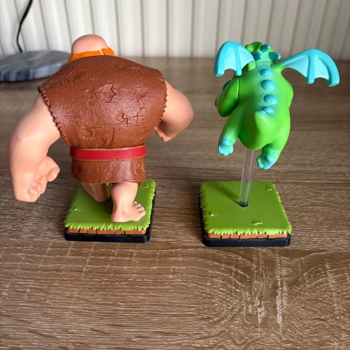 Clash of clans / Clash Royale statue figures official supercell store