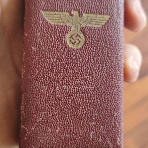 German World War II medal like new with original box