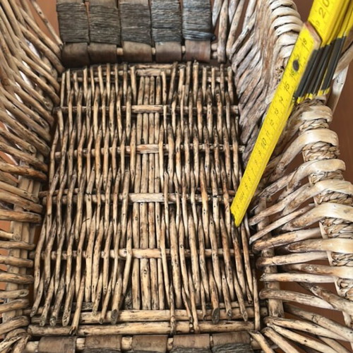 Large Basket like new for Wine Chocolates and Nuts