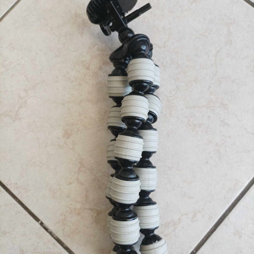 Sentio TR-101 photographic tripod used