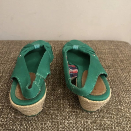 Tommy Hilfiger wedge sandals size 37 used, green