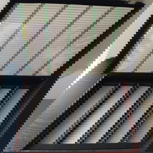 Κασετίνα αρχειοθέτησης slides για 180 διαφάνειες 35mm. Σαν καινούργια!